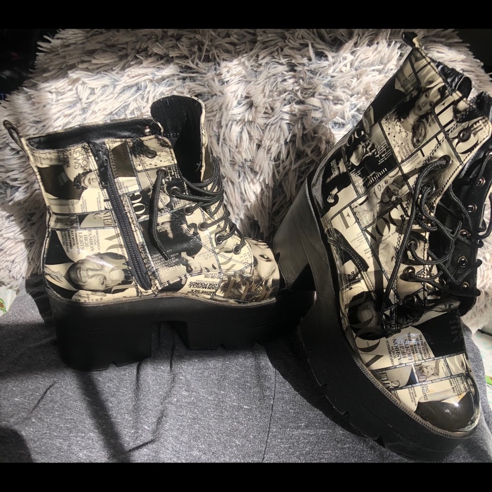 Platform Lace up boots